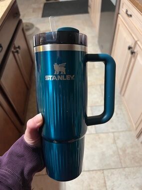 Stanley Teal Blue Insulated Travel Mug with Handle and Straw Lid